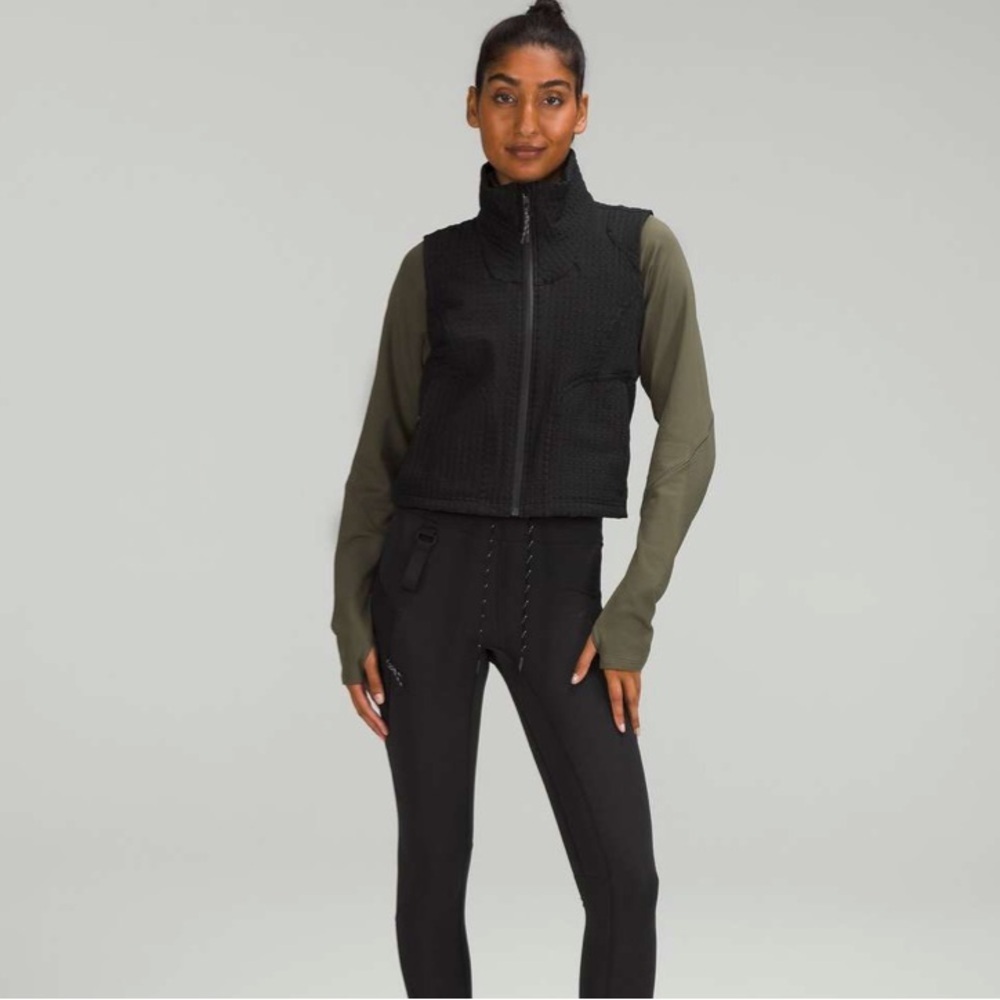 Lululemon water repellant fleece hiking vest fleece black 12